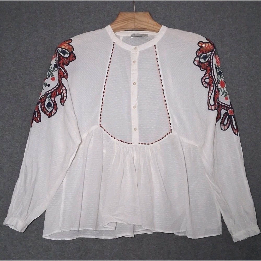 Zara TRF Boho White Embroidered Peasant Blouse Floral Henley Top Size M Eyelet